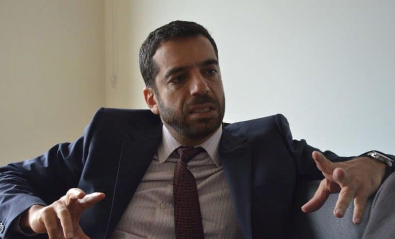 La Sala Especial de Instrucción de la Corte Suprema de Justicia de Colombia, dictó medida de aseguramiento de detención preventiva intramural, contra el exsenador y expresidente del Congreso, Arturo Char Chaljub, investigado por presuntos delitos de concierto para delinquir y corrupción de sufragante agravados.