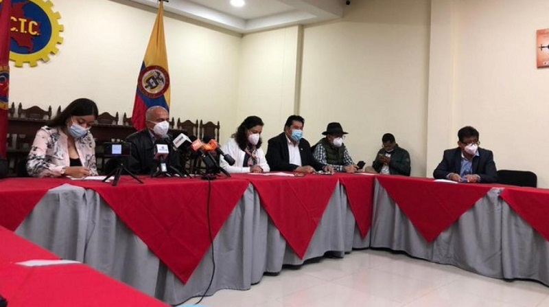 A cambio de esa decisión, los líderes sindicales anunciaron una nueva estrategia para que sean escuchados: convertir el pliego de emergencia en proyectos de ley. Sin embargo, los estudiantes, aún insisten en sus manifestaciones hasta que sean tenidos en cuenta.