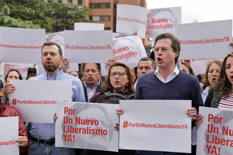 La Corte Constitucional en un fallo histórico y contundente, revivió el Nuevo Liberalismo, luego de una votación en su sala plena de ocho votos a favor y cero en contra, en una revisión de una Acción de Tutela, que demandaba devolver la personería jurídica a uno de los movimientos políticos más importantes de finales del siglo XX, fundado por Luis Carlos Galán Sarmiento, asesinado por la mafia en 1989.