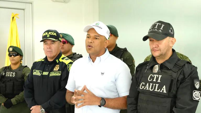 “Hemos logrado una reducción del más del 60 por ciento en homicidios y otras conductas punibles, lo que evidencia unas estadísticas abismales, seguiremos perfeccionando la estrategia del bloque de búsqueda contra el multicrimen, pues los resultados son contundentes” dijo el alcalde de Sincelejo Yahir Acuña