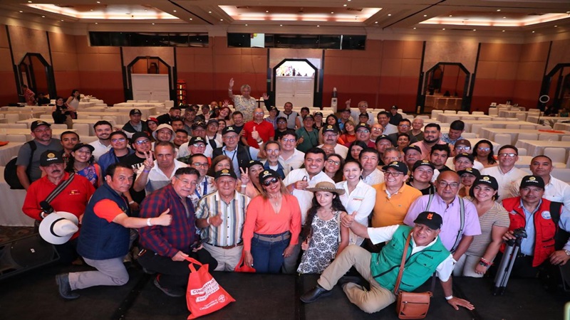 Desde la ciudad de Girardot (Alto Magdalena), se realizó la primera jornada de Rendición de Cuentas del gobierno Departamental, en desarrollo del encuentro Regional con más de 200 periodistas y comunicadores del Departamento, quienes conocieron las principales acciones, programas, obras e inversiones cercanas a los $13 billones, con inyección histórica de recursos para todos los municipios y provincias.