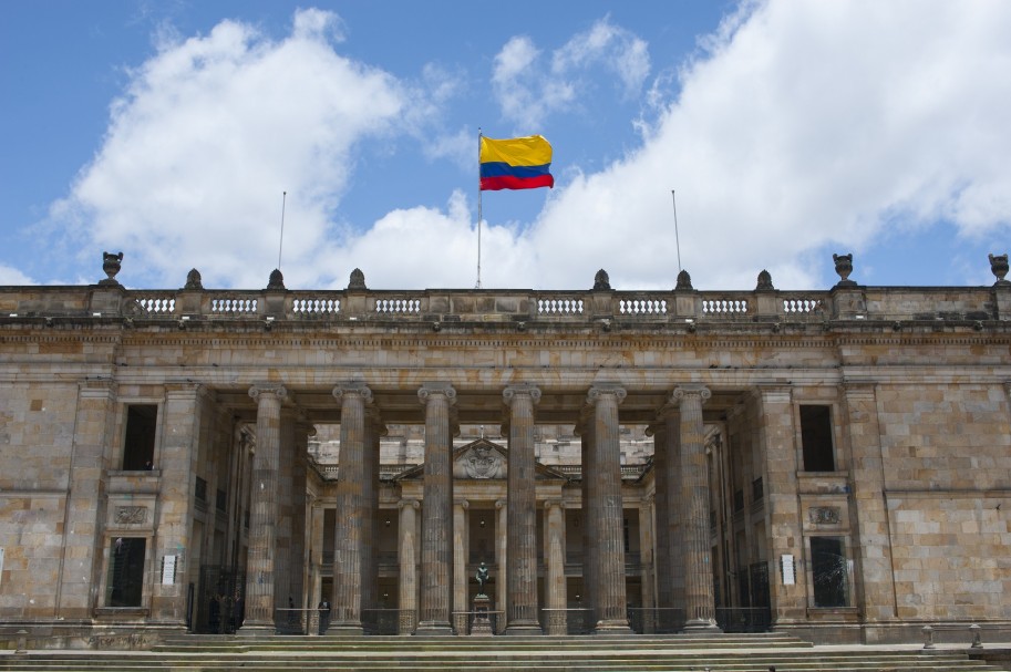 El Congreso de la República le dio luz verde a la creación del Ministerio del Deporte luego de ser aprobado en último debate por la plenaria de la Cámara de Representantes, solo queda la sanción presidencial para que esa nueva cartera ministerial asuma los retos que permitan sacar adelante el deporte en Colombia.