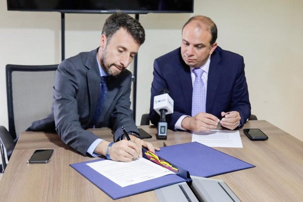 Un convenio interadministrativo de cooperación a través del cual, los territorios podrán contar con herramientas que les permita salvar vidas y cumplir con las metas de reducción de víctimas por siniestros viales a 2022, fue suscrito por la Federación Nacional de Departamentos (FND) y la Agencia Nacional de Seguridad Vial (ANSV)  con el propósito de fortalecer el trabajo que vienen realizando los departamentos en la gestión de la seguridad vial y disminuir los índices de siniestralidad en el país.