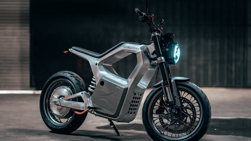 La compañía de bicicletas eléctricas Sondors acaba de presentar su primera motocicleta eléctrica, con la cual aspira a conquistar el mercado apoyada en su relativo bajo costo (5.000 dolares), ha informado el portal especializado Electrek.