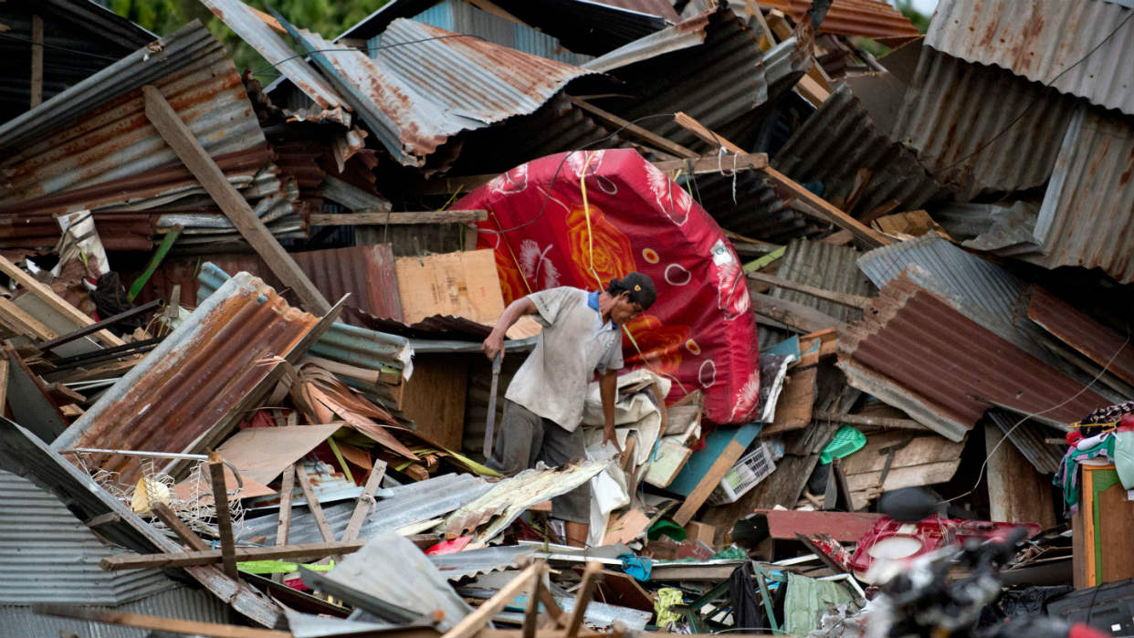 De Sumatra a Chile, de Sicilia a Japón, los Tsunamis más mortíferos registrados en más de un siglo, han marcado con su huella la historia reciente del planeta. 