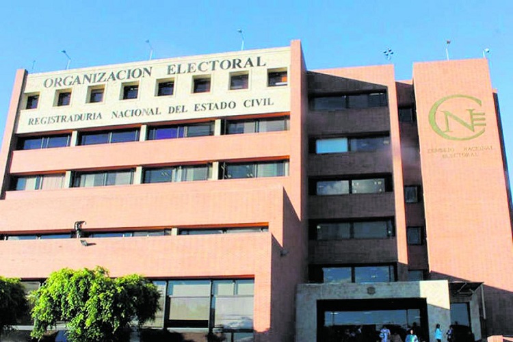 El Congreso de la República en la Comisión Primera del Senado, inicia su discusión en forma virtual este martes, a partir de las 10 AM, el proyecto que establece la modernización de la organización electoral en Colombia, iniciativa presentada por el Gobierno Nacional con aportes de Consejo Nacional Electoral, Registraduría, Consejo De Estado, Procuraduría.