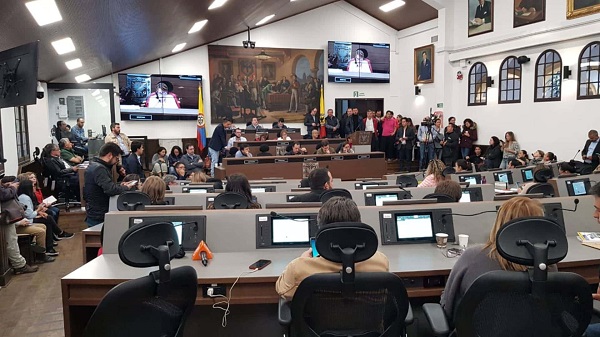 El Cabildo Distrital negó por 8 votos contra 5, el Plan de Ordenamiento Territorial, en una sesión acalorada donde las mayorías se impusieron.