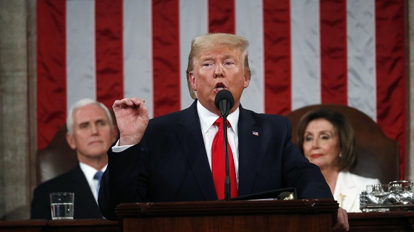 El presidente de Estados Unidos, Donald Trump, prometió "aplastar" la "tiranía" de Nicolás Maduro en Venezuela en su discurso anual ante el Congreso y donde estuvo como invitado el líder opositor venezolano Juan Guaidó.