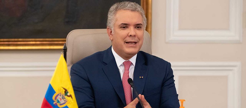 Nuevas medidas para controlar que se siga aumentando el contagio del Coronavirus, anunció el presidente de la República Iván Duque Márquez, entre ellas  toque de queda o sea la restricción de la movilidad en las noches y pico y cédula para los municipios donde la ocupación de las Unidades de Cuidados Intensivos UCI esté por encima de un 70 %.