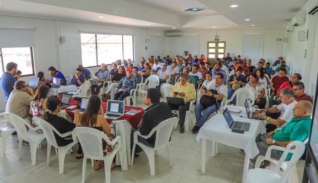 Así lo expresaron los militantes del Partido de las Farc luego de la cuarta reunión plenaria del Consejo Nacional de los Comunes de dicha colectividad, donde mostraron su preocupación por lo que les ocurre y les va a ocurrir en las elecciones futuras del país.