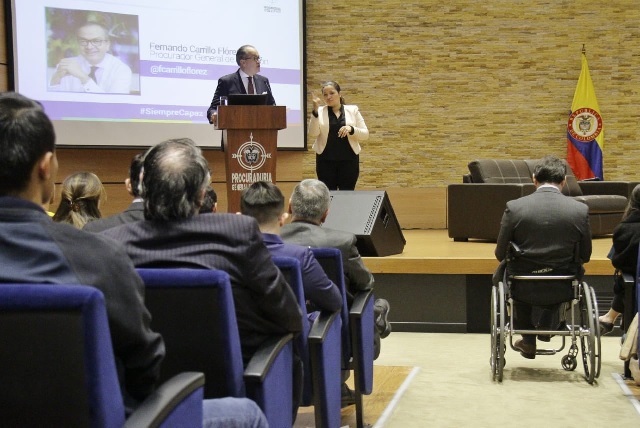 El Procurador General de la Nación, Fernando Carrillo Flórez, anunció una comisión especial de vigilancia para que se cumplan los convenios  internacionales aprobados por el Estado colombiano y se traduzcan en derechos efectivos a las personas en condición de discapacidad. 