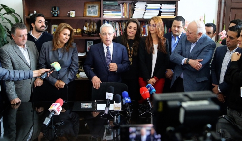 En este sentido el senador Uribe cumplió con su promesa electoral: “Propusimos al país una economía, cristiana, solidaria, sin confrontación. Un esquema económico y social que genere empleo de calidad de manera estable. Lo propusimos y es lo que venimos a honrar”, señaló ante medios de comunicación.