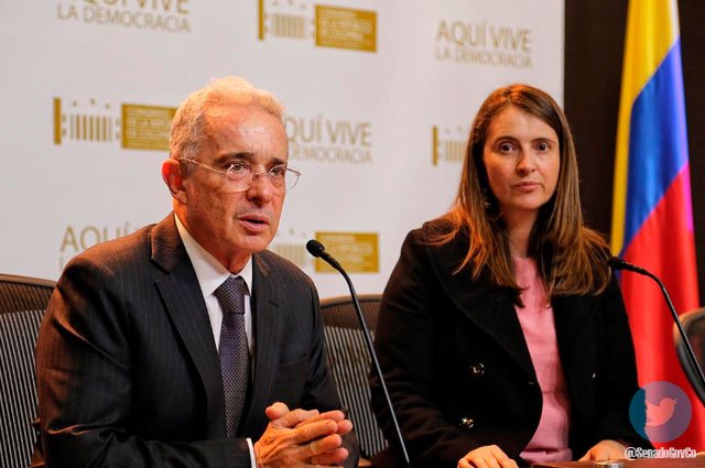 Otro proyecto de reforma a la justicia inició su trámite en el congreso de Colombia. Autores: Partido Centro Democrático, liderados por los senadores Álvaro Uribe y Paloma Valencia, quienes radicaron dicha iniciativa para crear la Super Corte, iniciativa que había sido una propuesta de campaña del actual presidente Iván Duque Márquez, pero que lo asume el partido de Gobierno a consideración de las cámaras, tema que abre la controversia en el ámbito político para el futuro de la justicia colombiana.