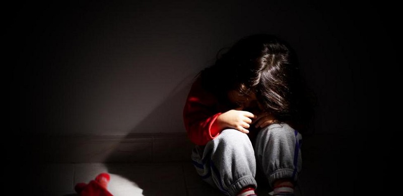 Al menos 10.000 niños habrían sido víctimas de abusos sexuales por clérigos y otros funcionarios de la Iglesia Católica en Francia, desde la década de 1950, según el informe preliminar de una comisión independiente que investiga este tipo de crímenes.