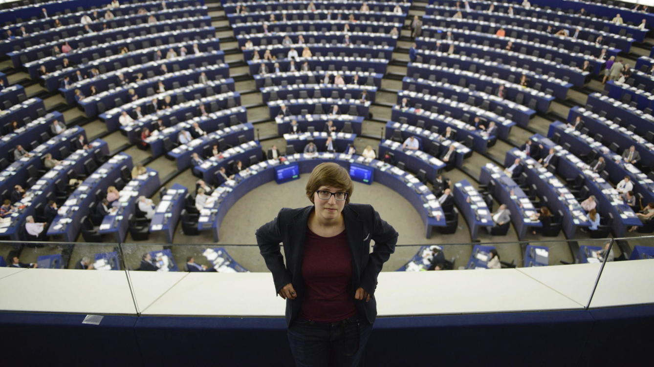 El Parlamento Europeo (PE) votó a favor de la reforma a la Directiva Europea de Derechos de Autor y aprobó una serie de medidas que representan un golpe severo al Internet abierto y libre que disfrutan millones de personas alrededor del mundo.