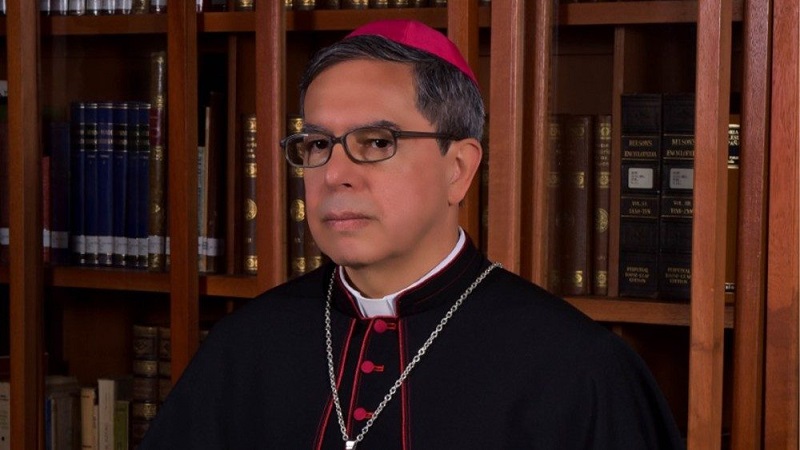 El arzobispo de Bogotá y Primado de Colombia, monseñor Luis José Rueda Aparicio aseveró que todos los proyectos de ley que se presenten en el Congreso deben estar orientados al bien común y no a beneficios particulares, con el objeto de acabar con uno de los  pecados más estructurales sociales del país: “el de la convivencia entre la riqueza extrema con la pobreza extrema”.