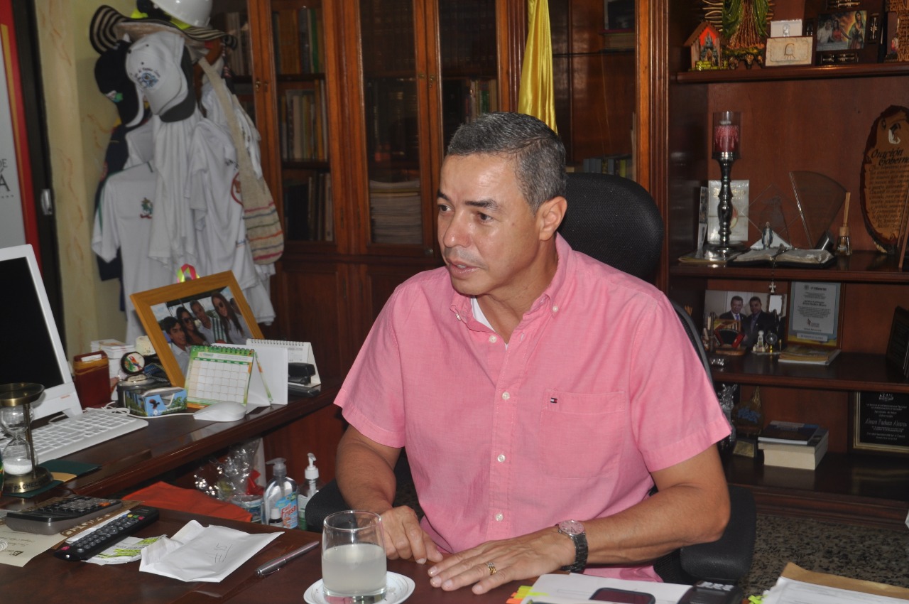 En ECOS POLITICOS dialogamos con el mandatario departamental, Álvaro Pacheco Álvarez, sobre el tema de los cultivos ilícitos, la paz, el posconflicto y otros temas: